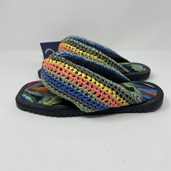 Farm Rio Black Banana Puffy Fluffy Crochet Flip Flop Sandals Womens Size‎ 6 NWT - Picture 3 of 11